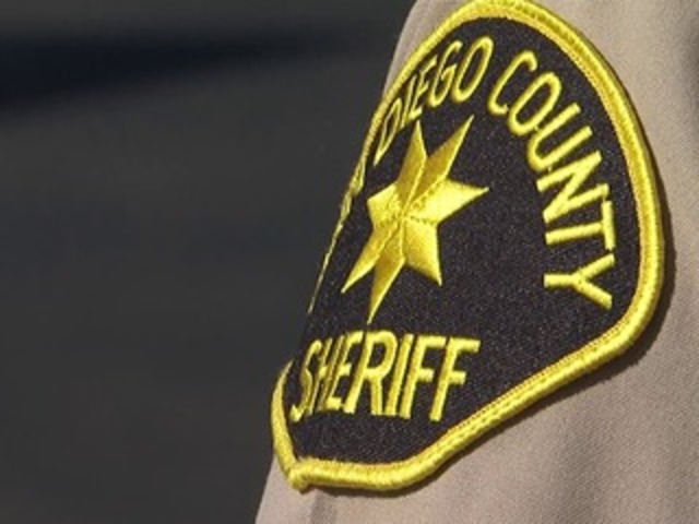 Young man arrested after leading deputies on chase from Lemon Grove to San Diego - Vimarsana News
